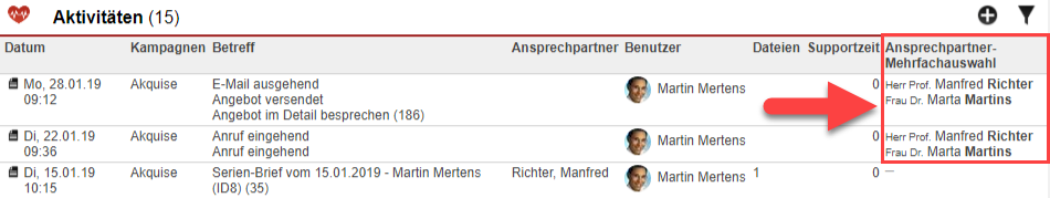 Screenshot Aktivitätsübersicht innerhalb eines Kundendatensatzes mit Markierung der Spalte "Ansprechpartner-Mehrfachauswahl"